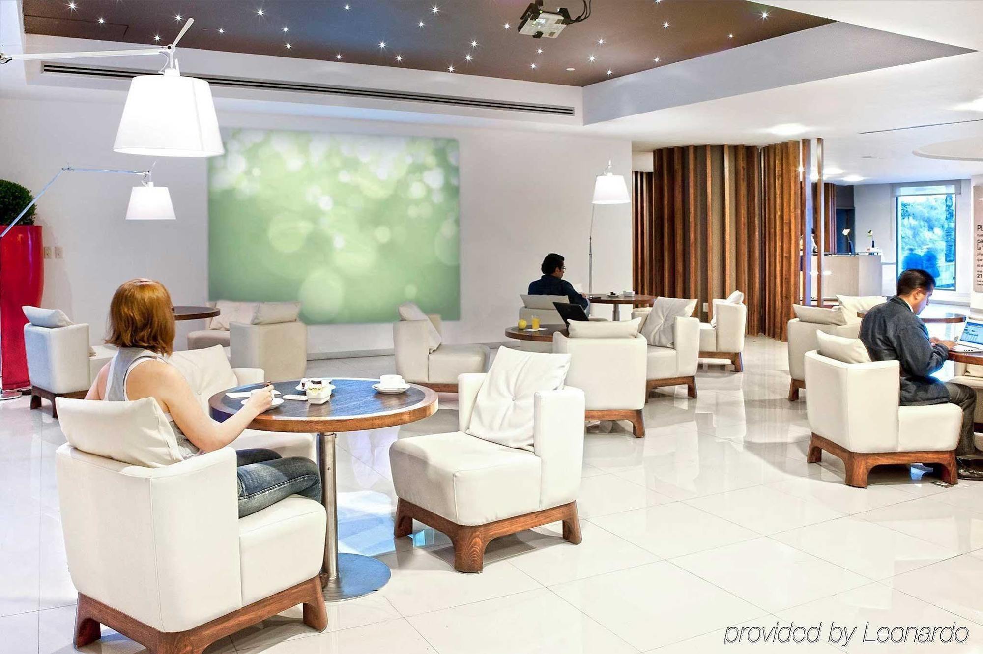 Novotel Mexico City Santa Fe Экстерьер фото